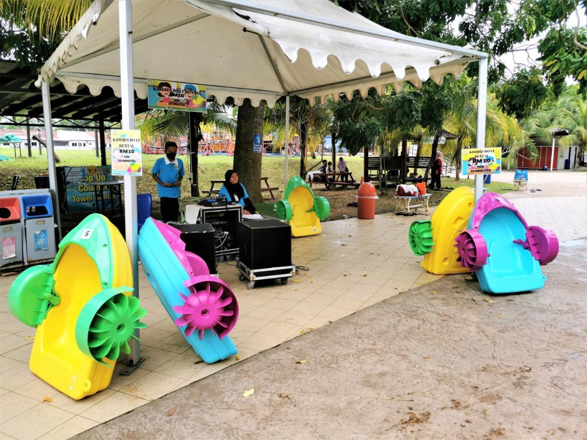 B - Lagoon Water Themepark Suite Melaka Town ภายนอก รูปภาพ